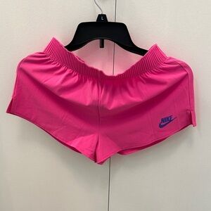Nike Women's Tennis Pink Athletic Shorts size extra small